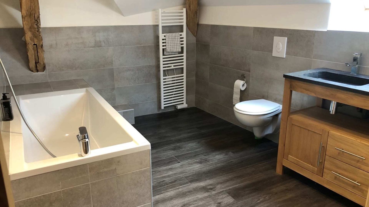 Photo of Bathroom in Tosny