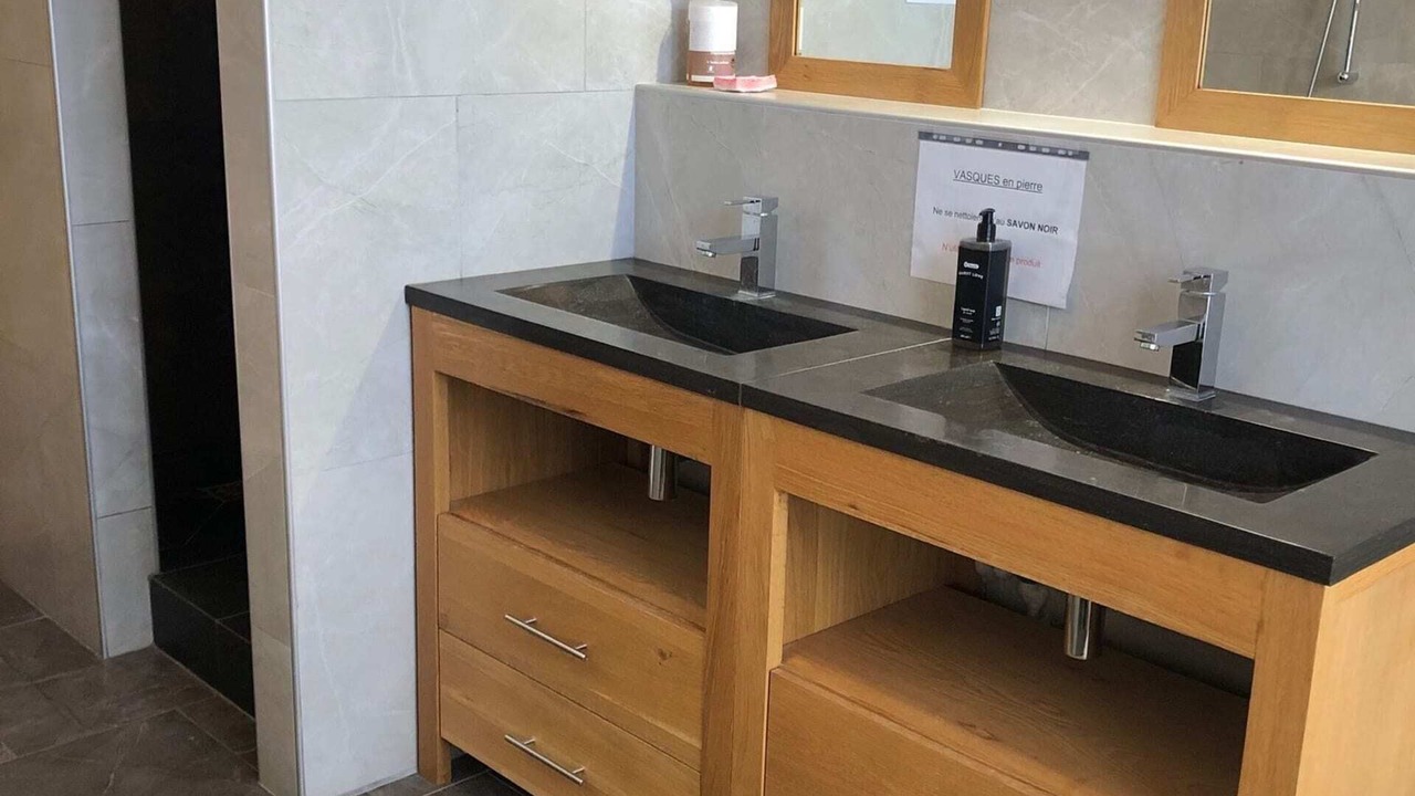 Photo of Bathroom in Tosny