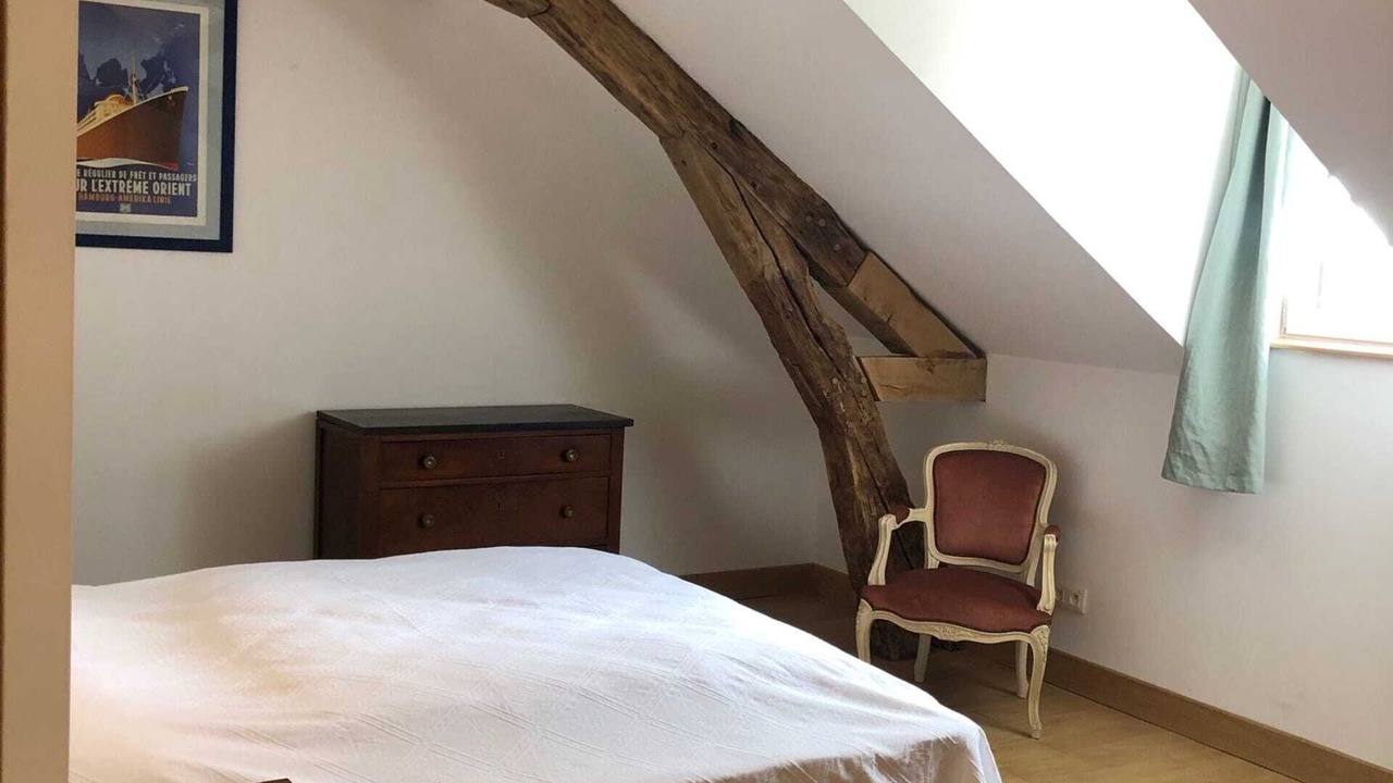 Photo of Bedroom in Tosny