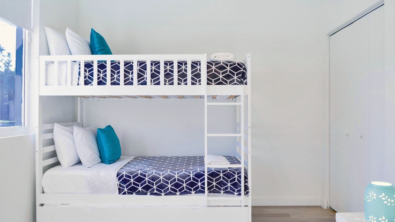 Photo of Bedroom in Golden Glades