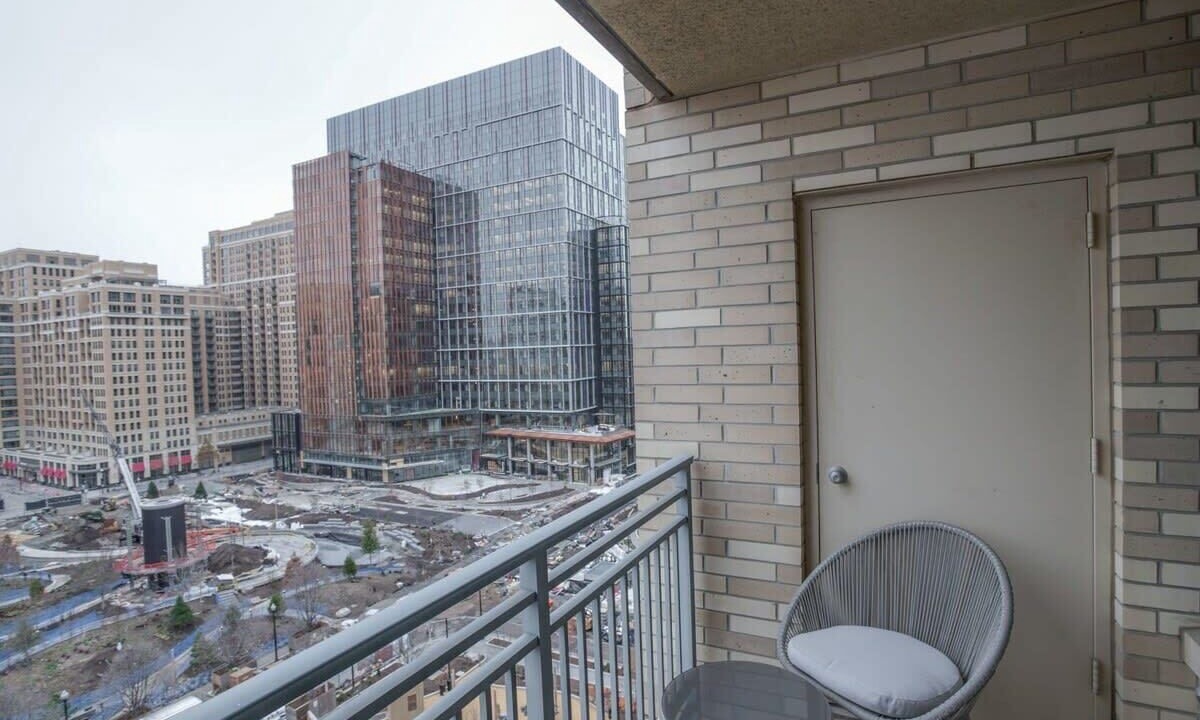 Photo of Patio Balcony in Aurora Highlands