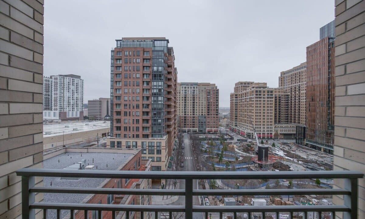 Photo of Patio Balcony in Aurora Highlands