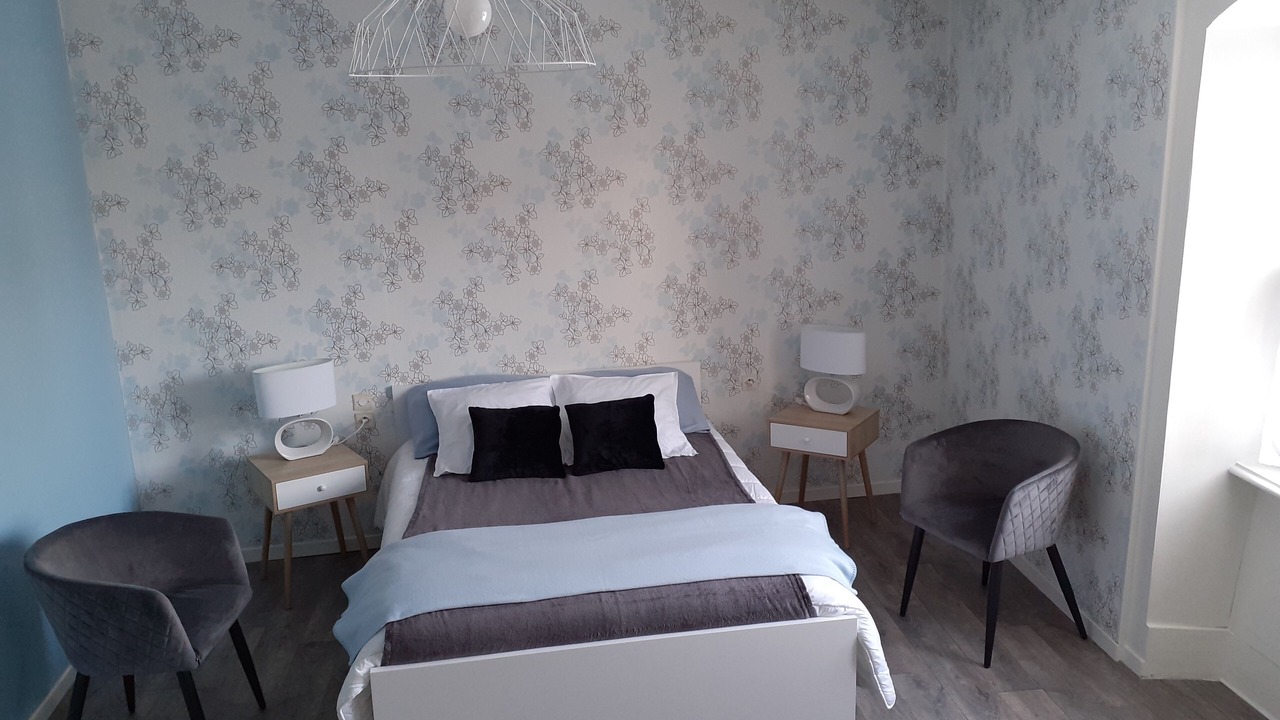 Photo of Bedroom in Bief-du-Fourg