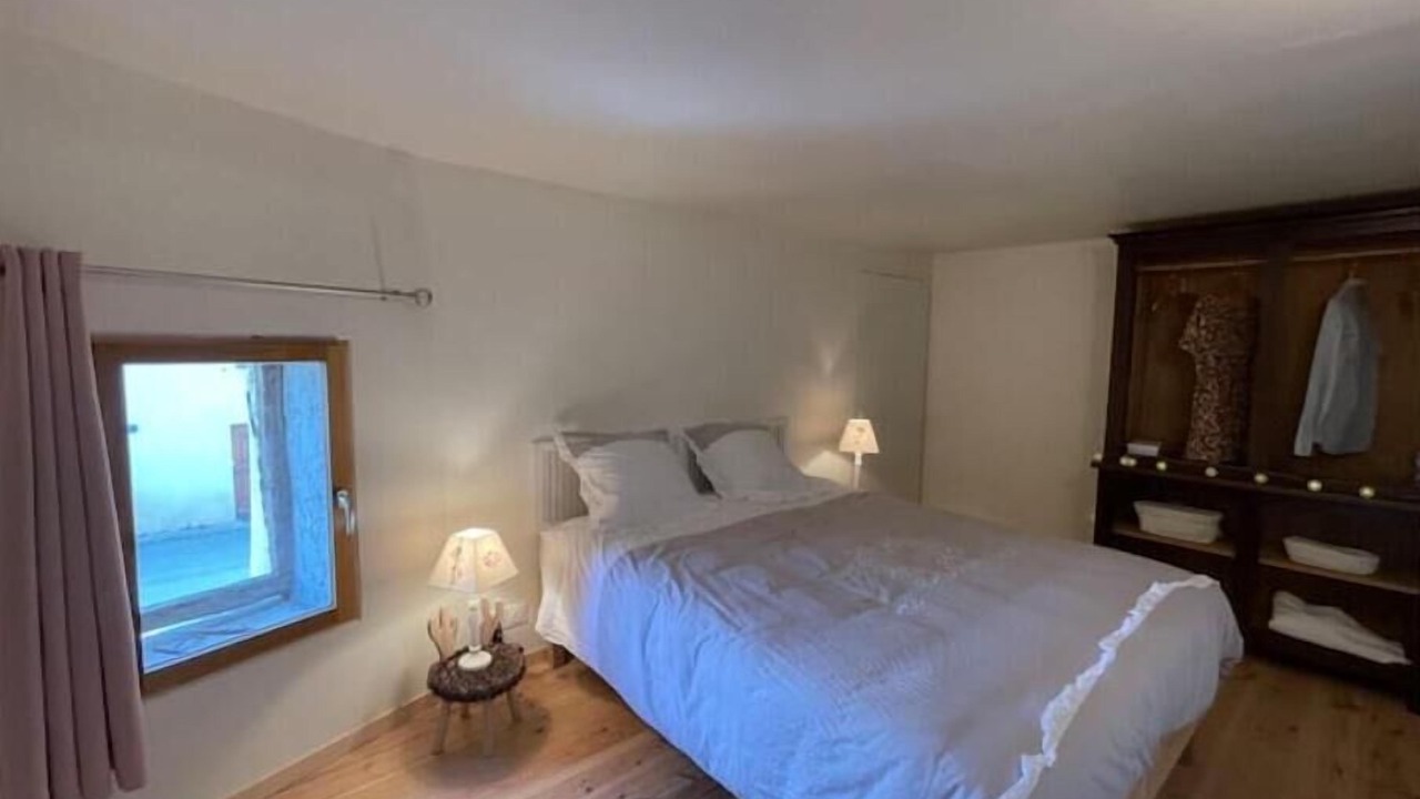 Photo of Bedroom in Brens