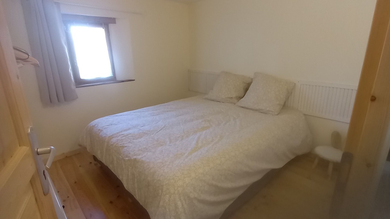 Photo of Bedroom in Brens
