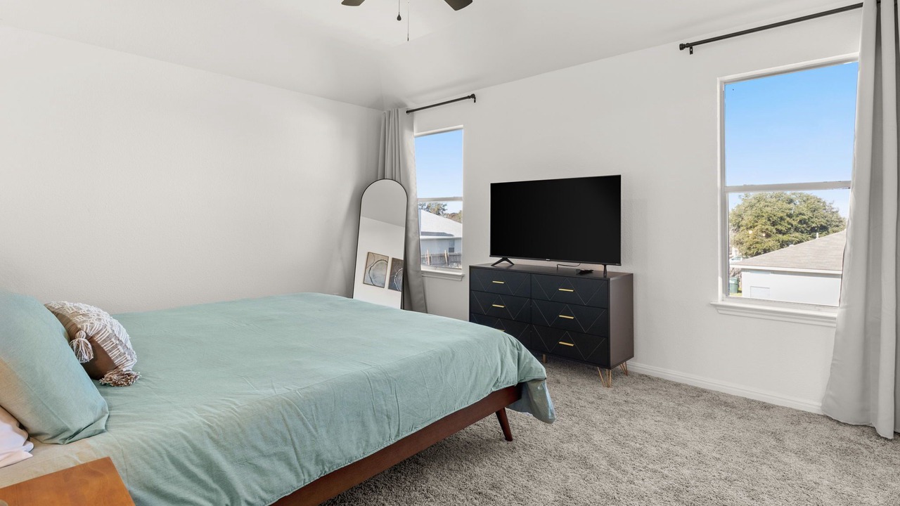 Photo of Bedroom in Kyle