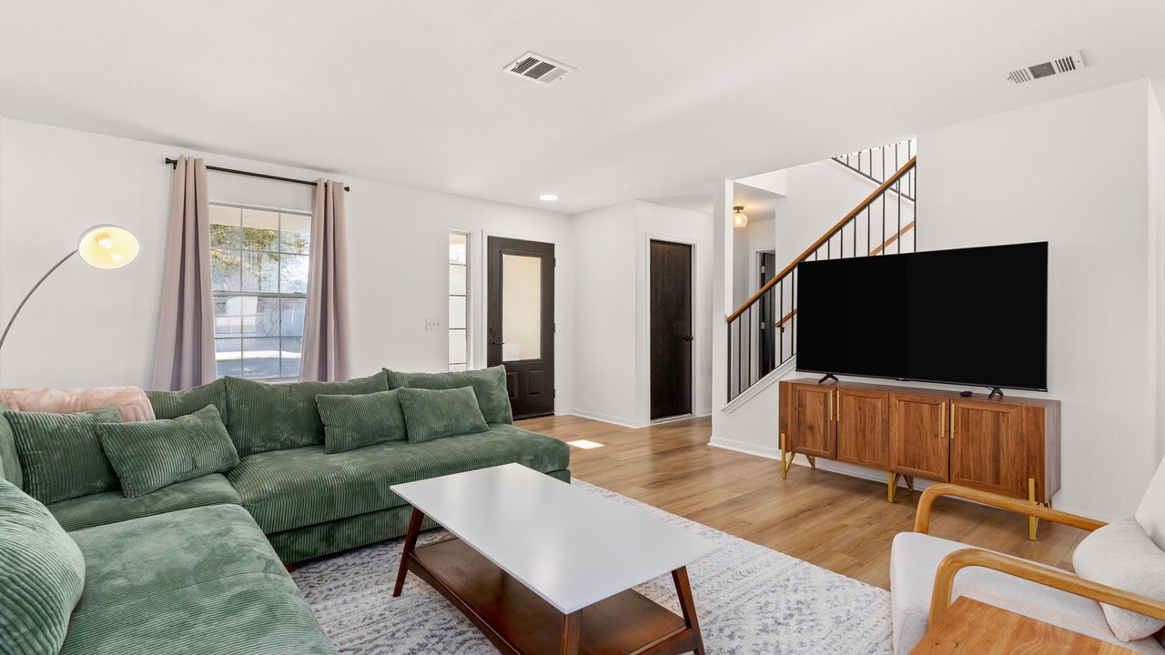 Photo of Livingroom in Kyle