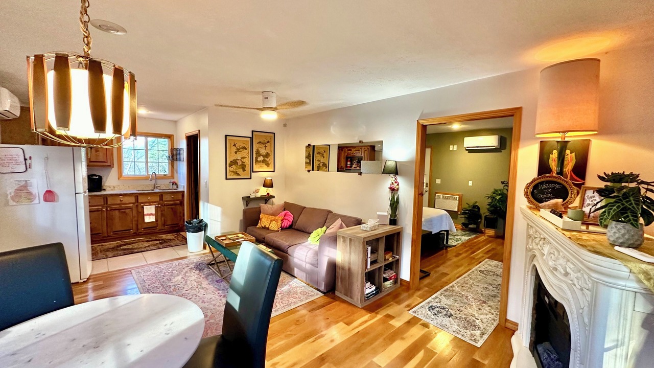 Photo of Livingroom in Eureka Springs