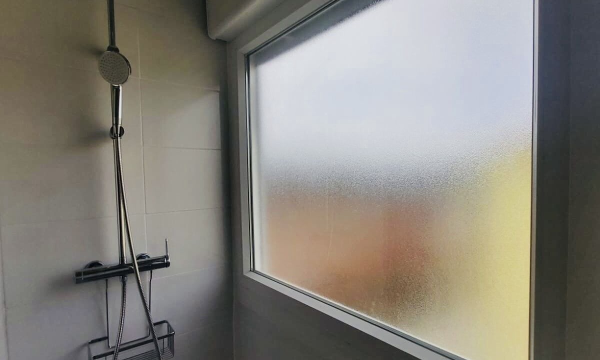 Photo of Bathroom in Saron