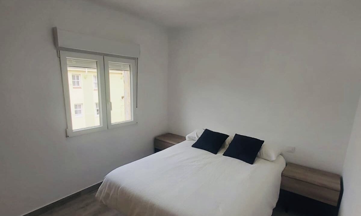 Photo of Bedroom in Saron