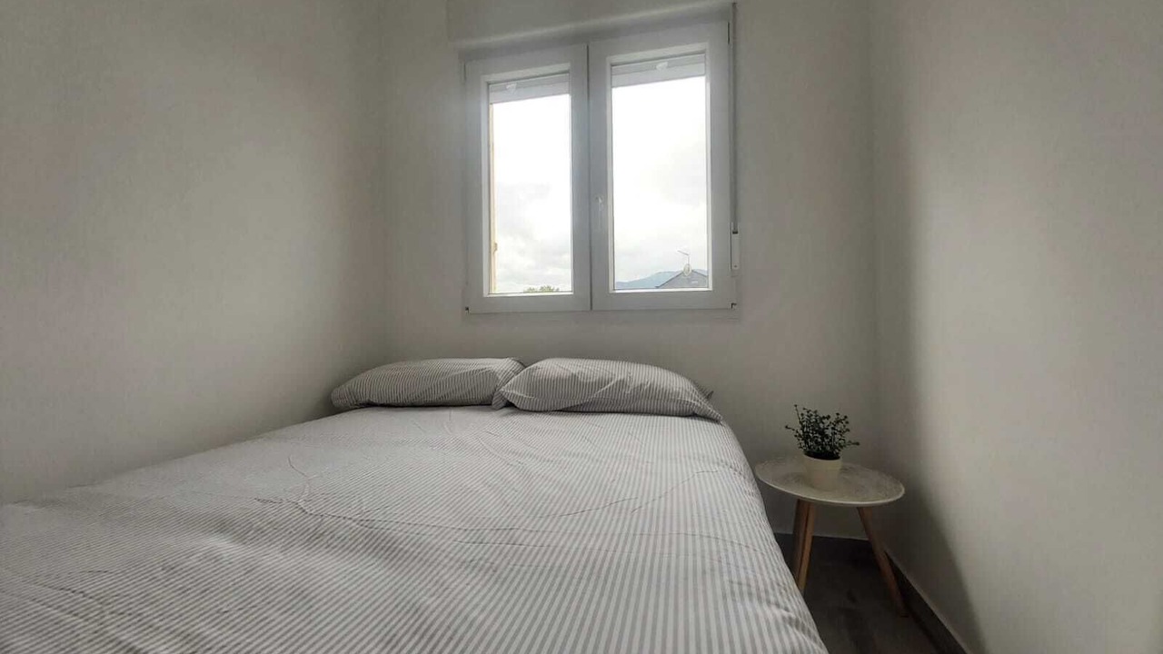Photo of Bedroom in Saron