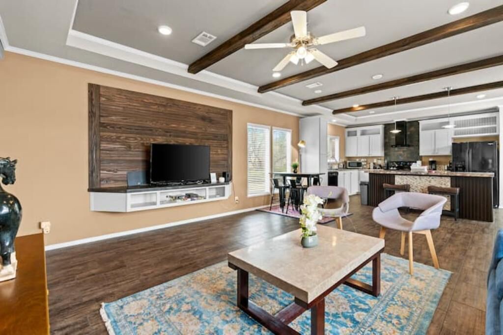 Photo of Livingroom in Dripping Springs