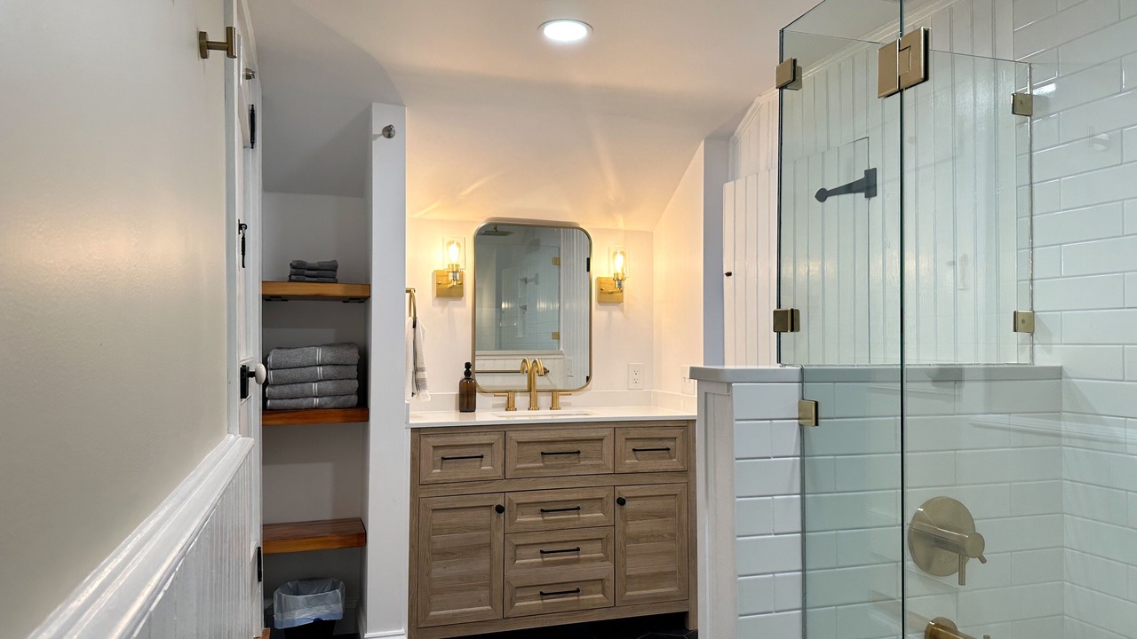 Photo of Bathroom in Refton