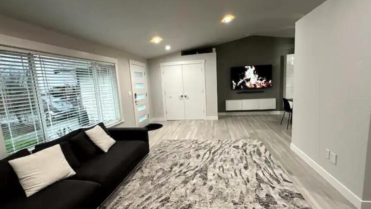 Photo of Livingroom in Lakeland North