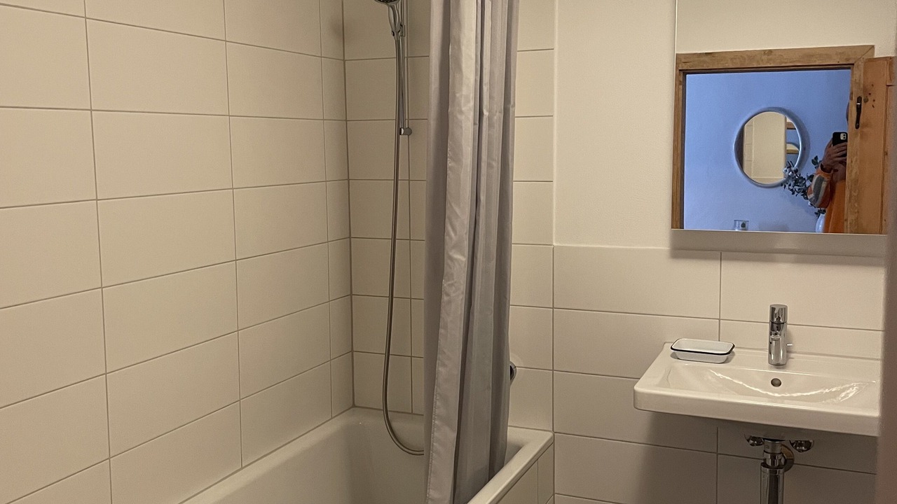 Photo of Bathroom in Salouf