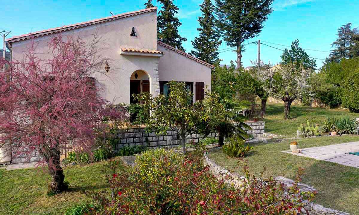 Photo of Outdoor in Saint-Etienne-les-Orgues