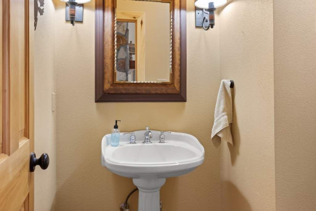 Photo of Bathroom in Shallowater