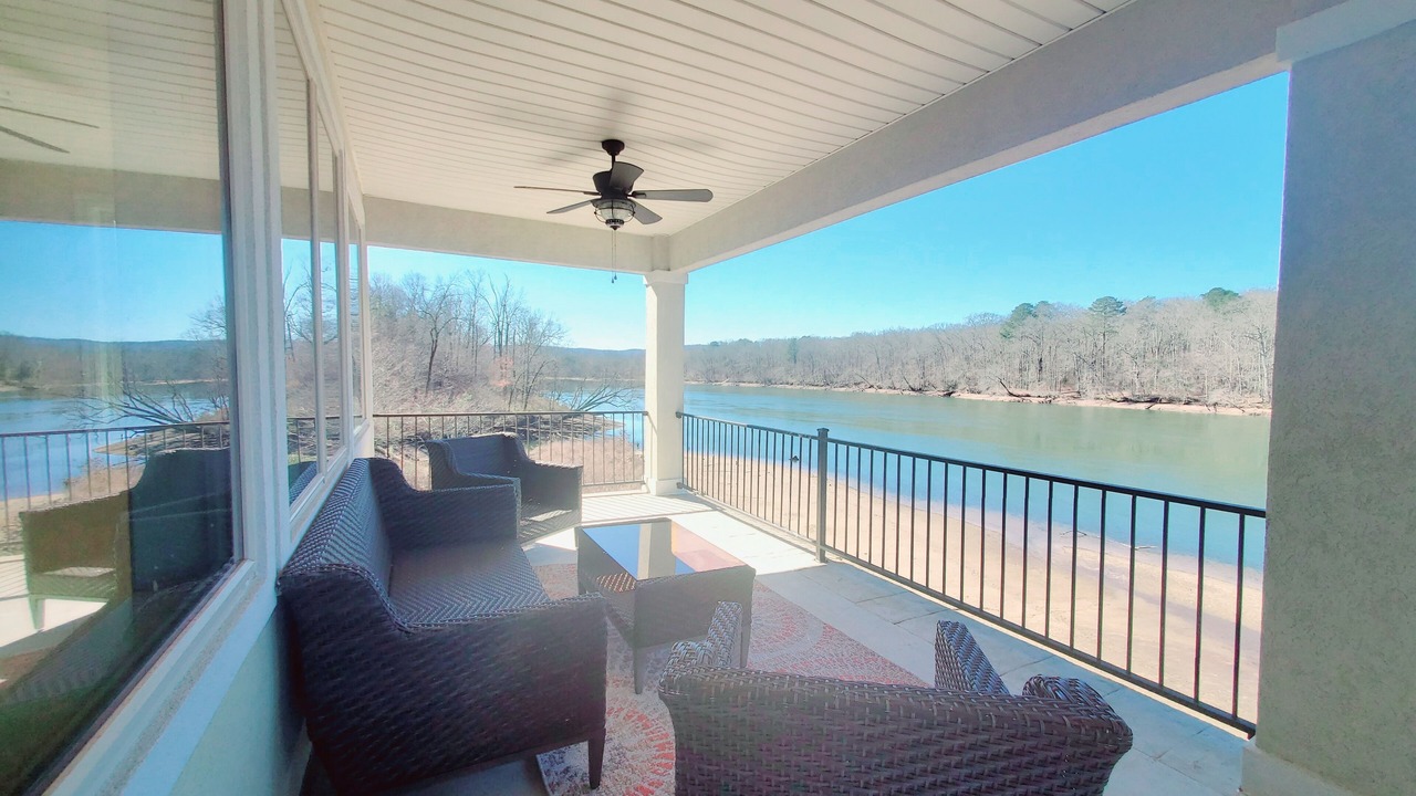 Photo of Patio Balcony in Jones Mills