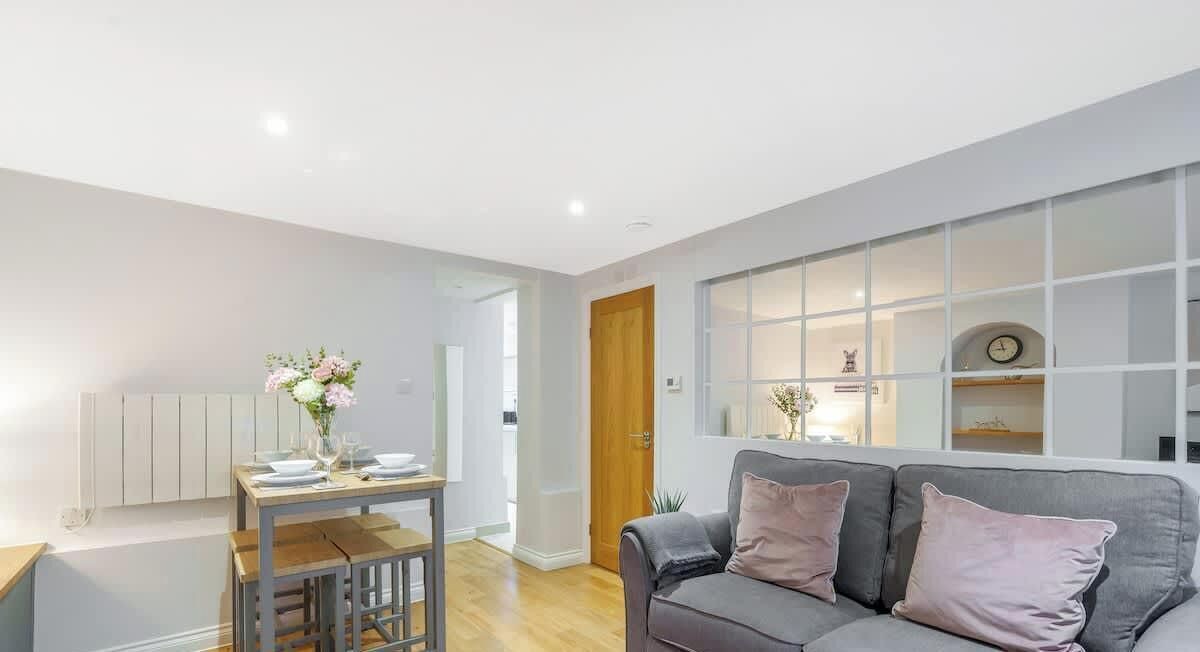 Photo of Bedroom in Windsor City Centre