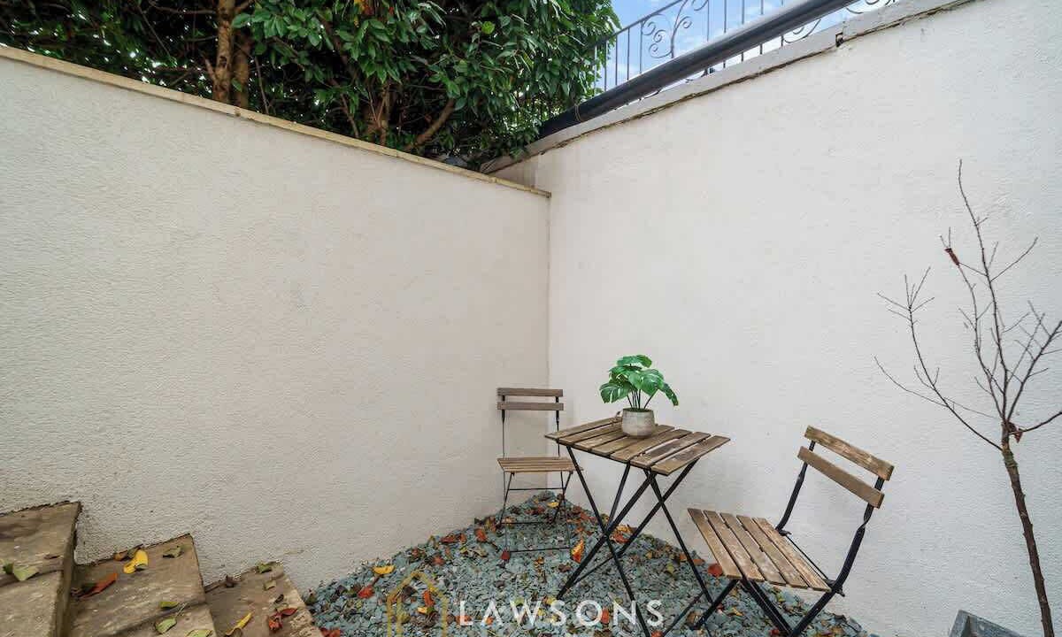 Photo of Patio Balcony in Windsor City Centre