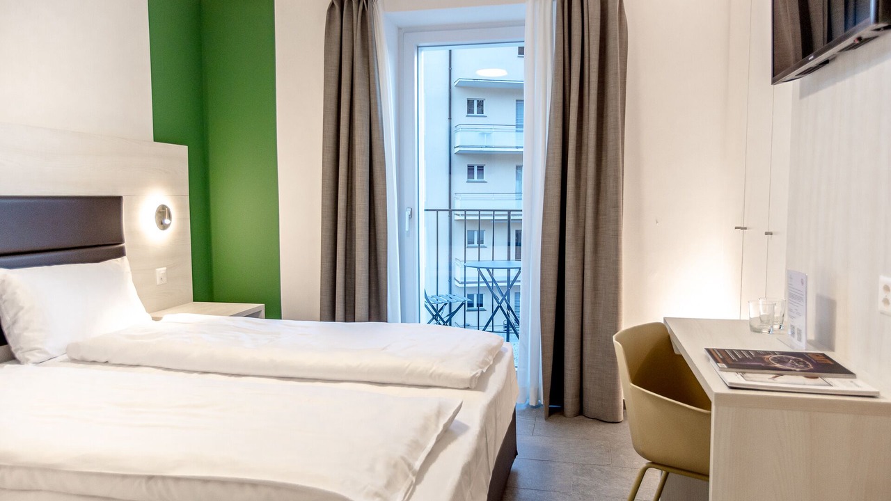 Photo of Bedroom in Muralto