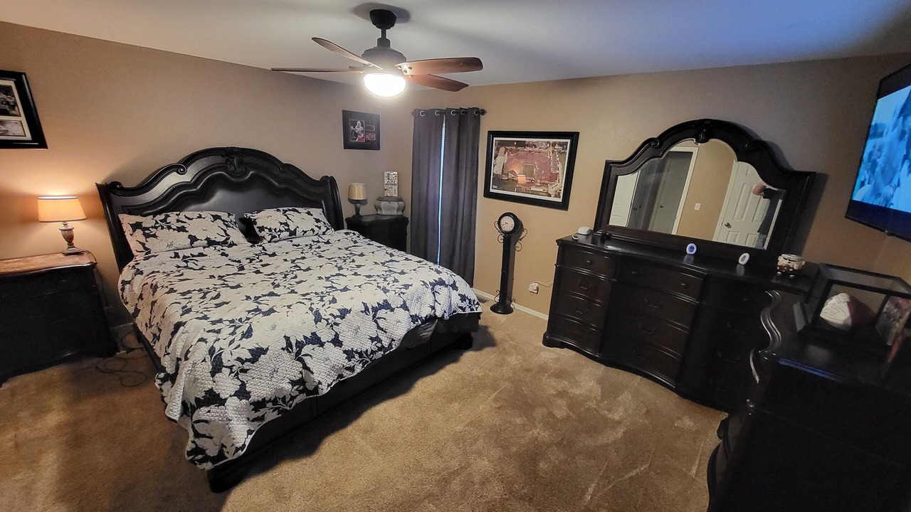 Photo of Bedroom in Enid