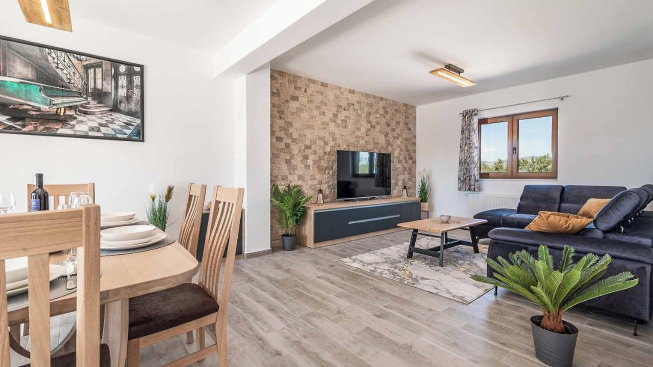 Photo of Livingroom in Businci