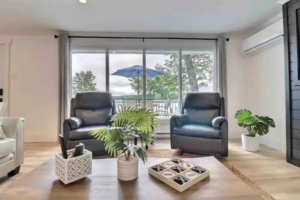 Photo of Livingroom in Jemseg