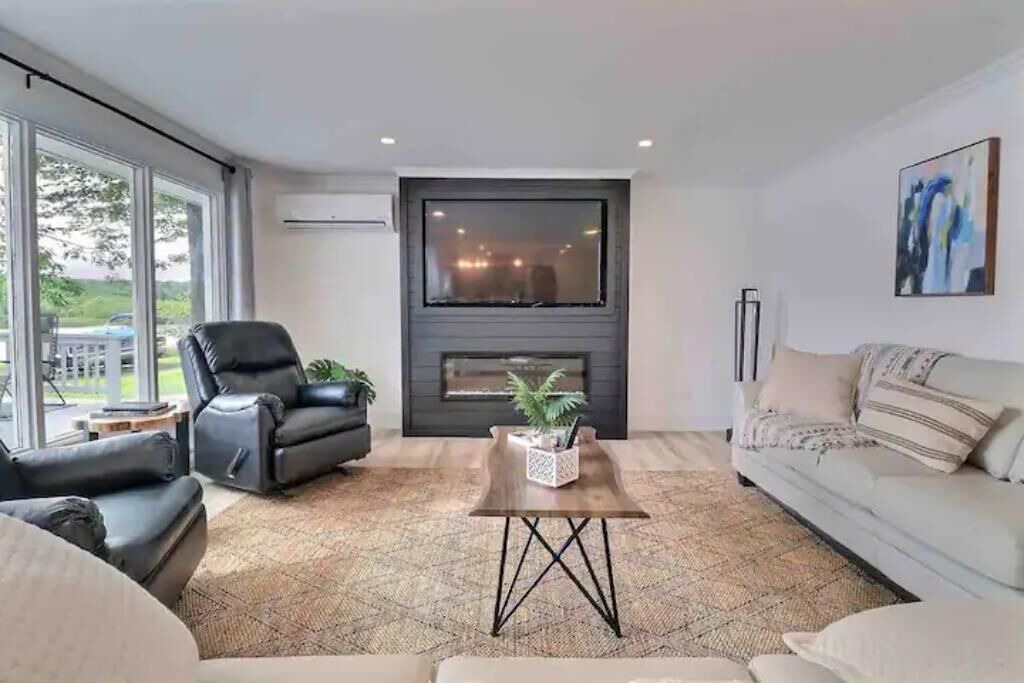 Photo of Livingroom in Jemseg