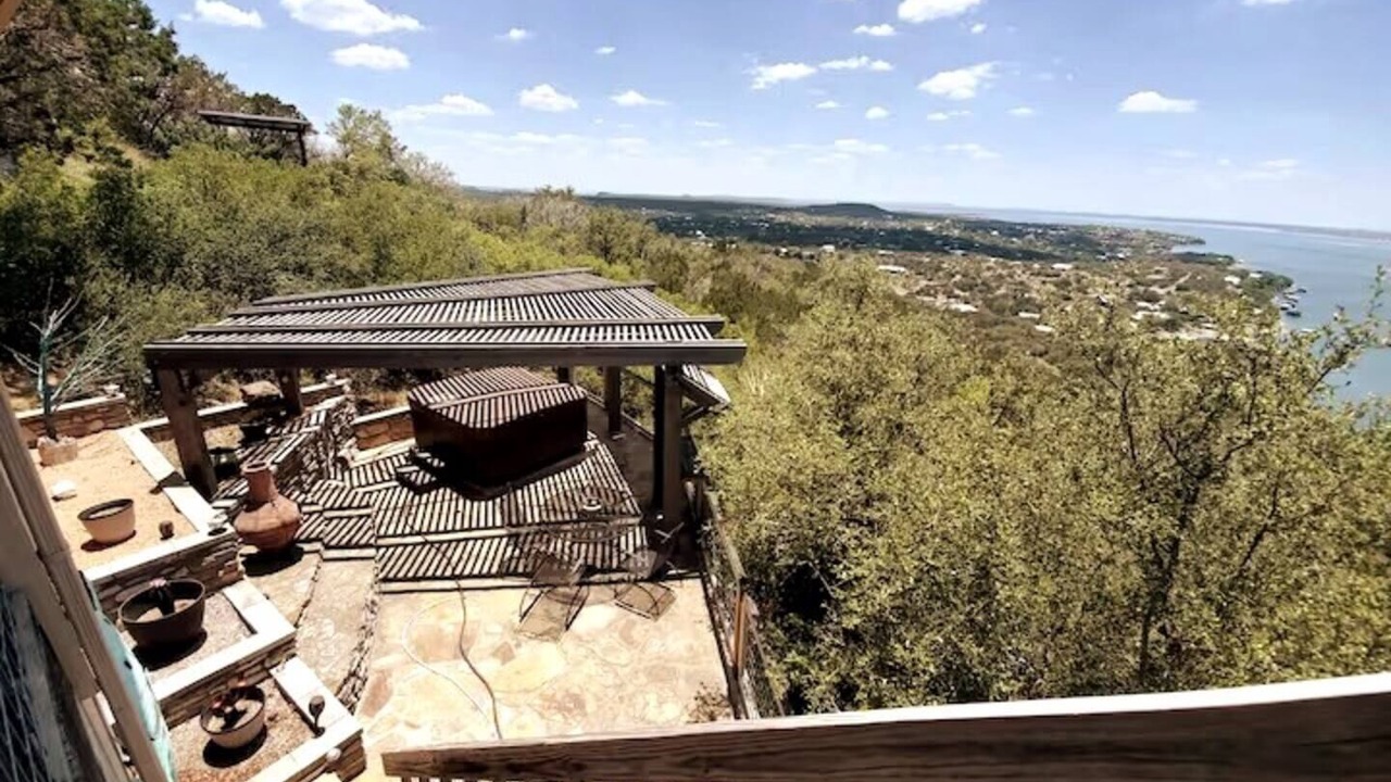 Photo of Others in Burnet