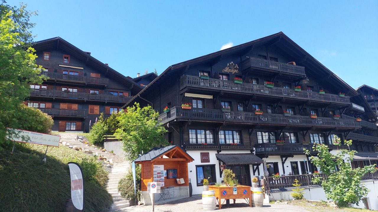 Photo of Outdoor in Champoussin