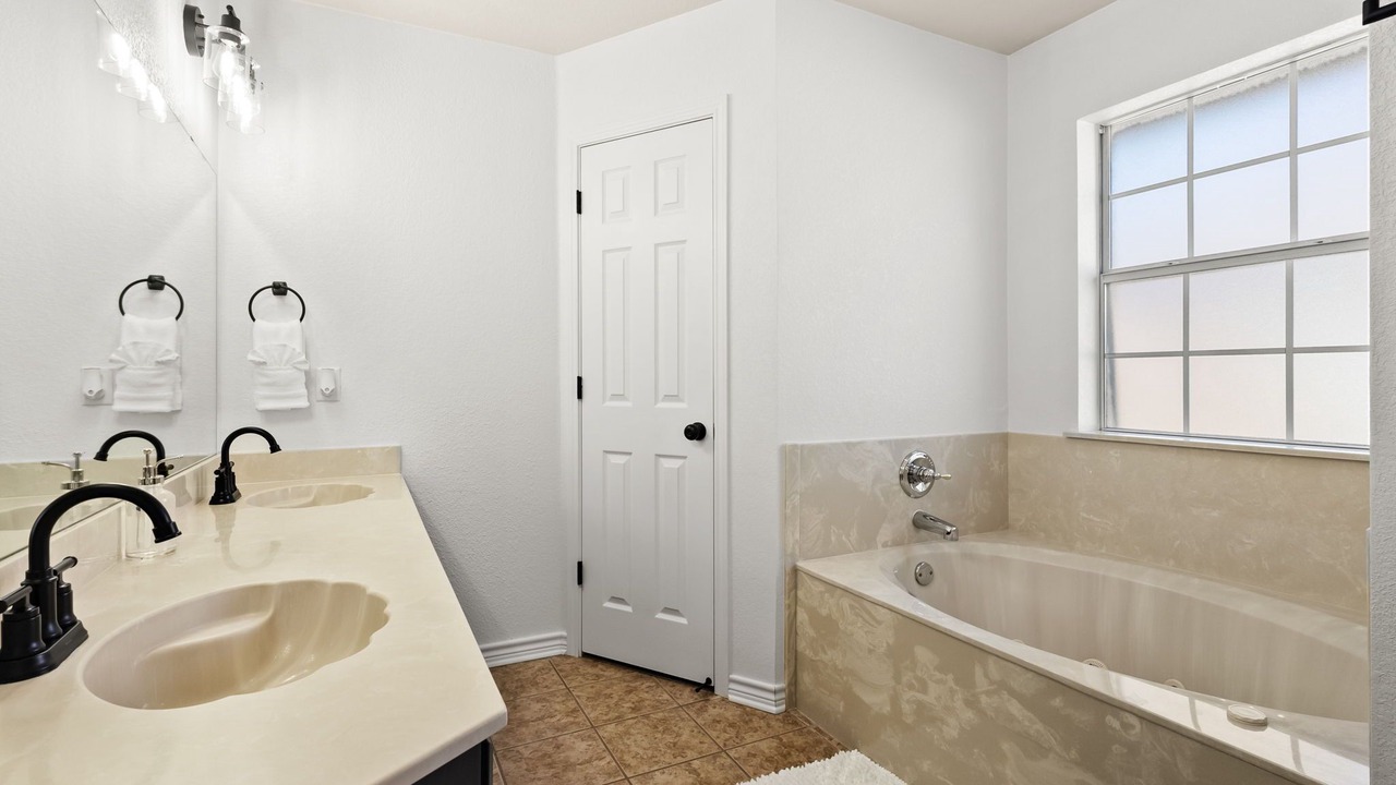 Photo of Bathroom in Killeen