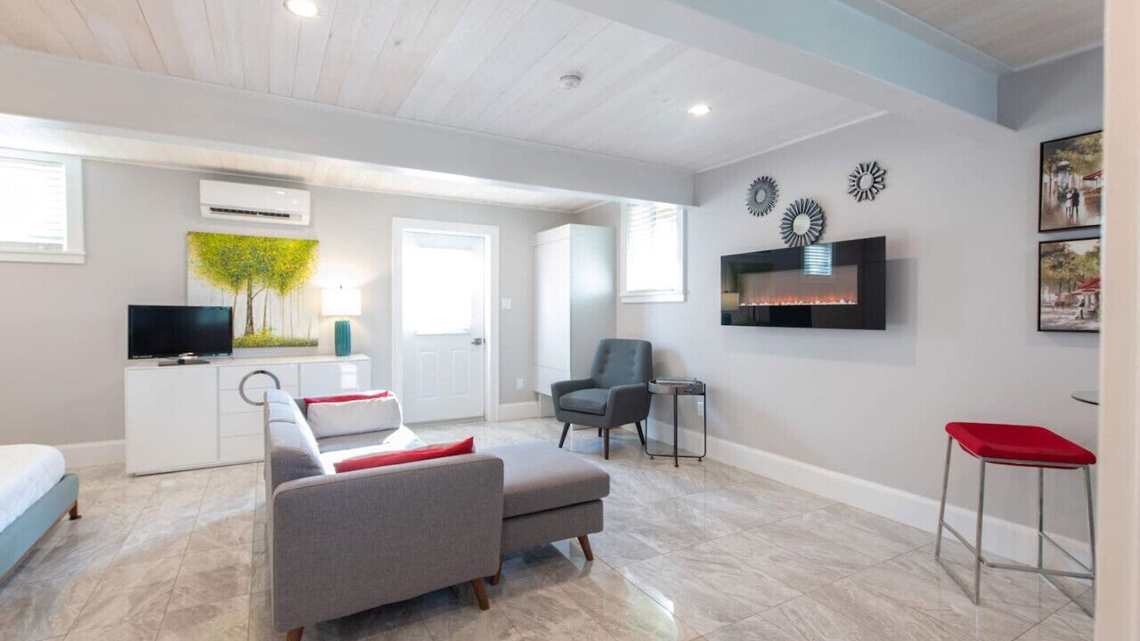 Photo of Livingroom in Wolfville