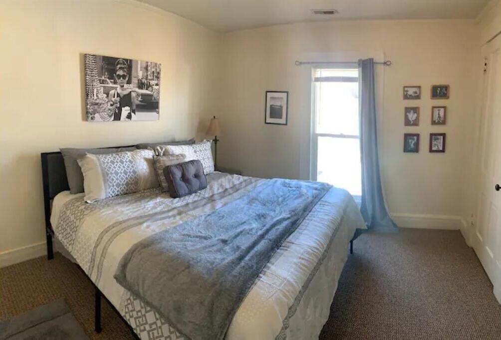 Photo of Bedroom in Topeka
