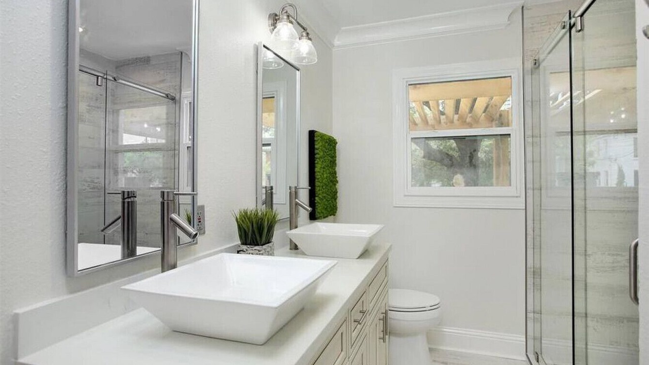 Photo of Bedroom in South Central Houston