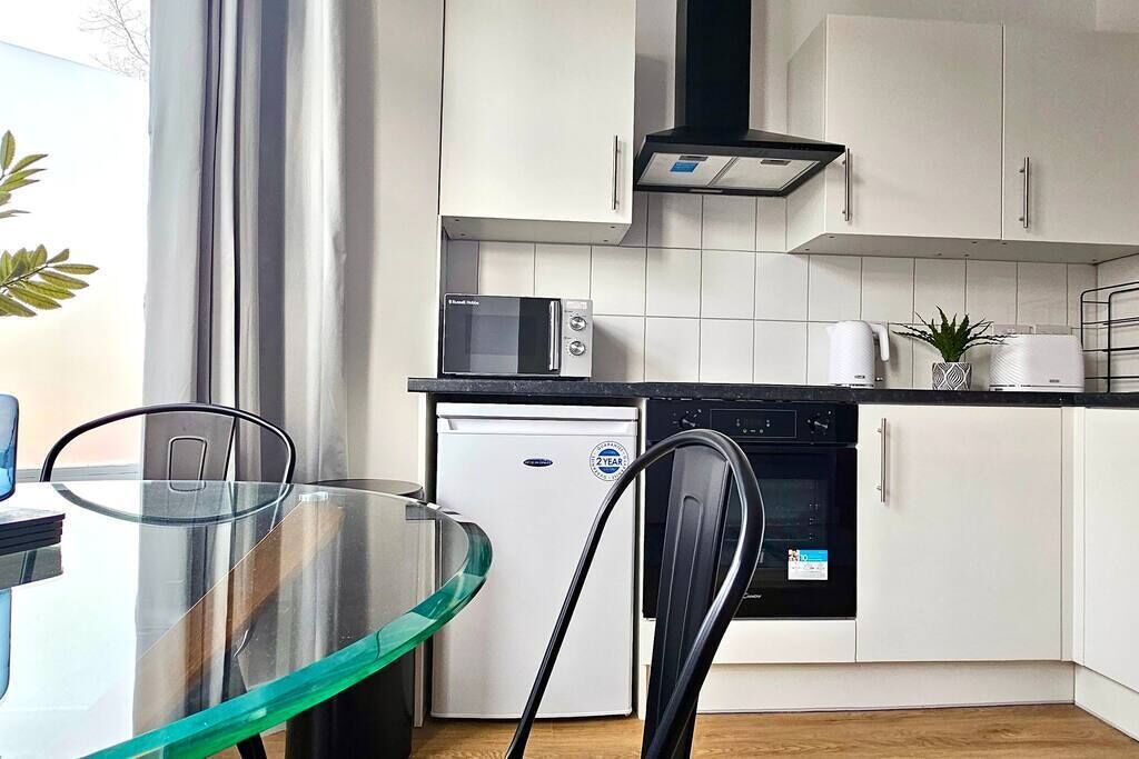 Photo of Kitchen in Cathays