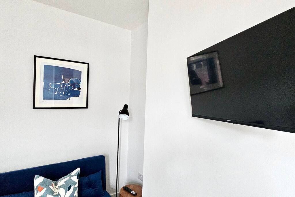 Photo of Livingroom in Cathays