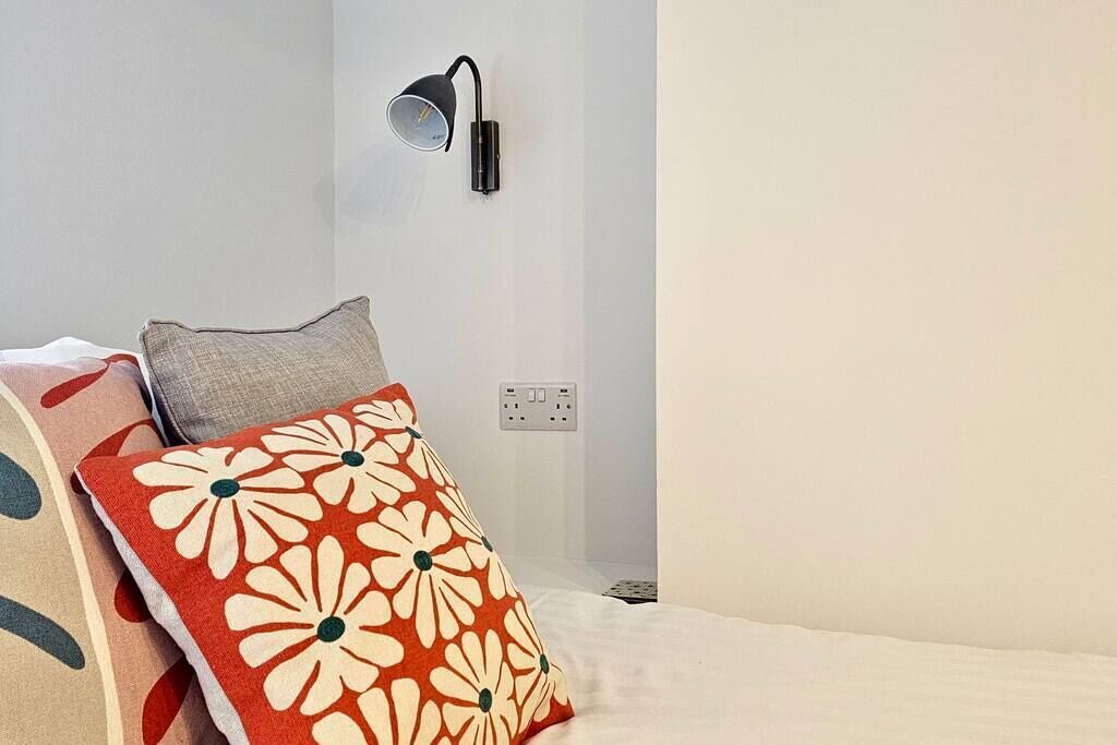 Photo of Bedroom in Cathays