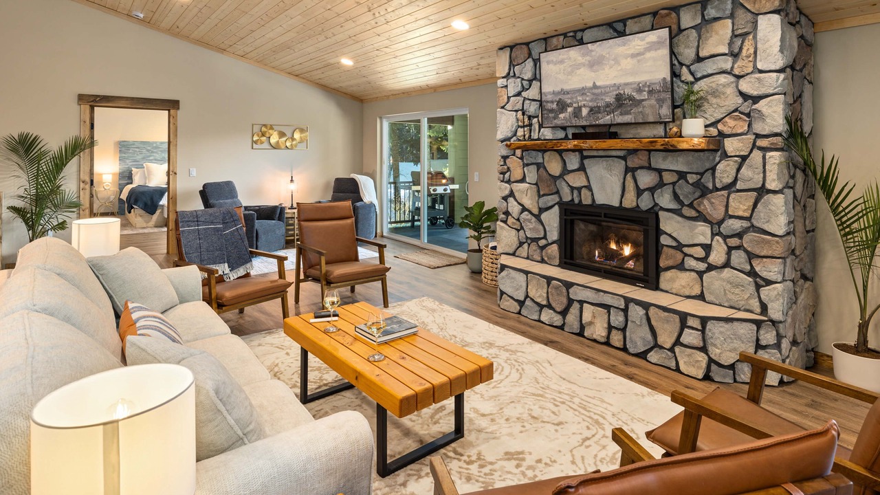 Photo of Livingroom in Cle Elum