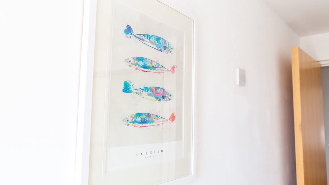 Photo of Others in Lusty Glaze