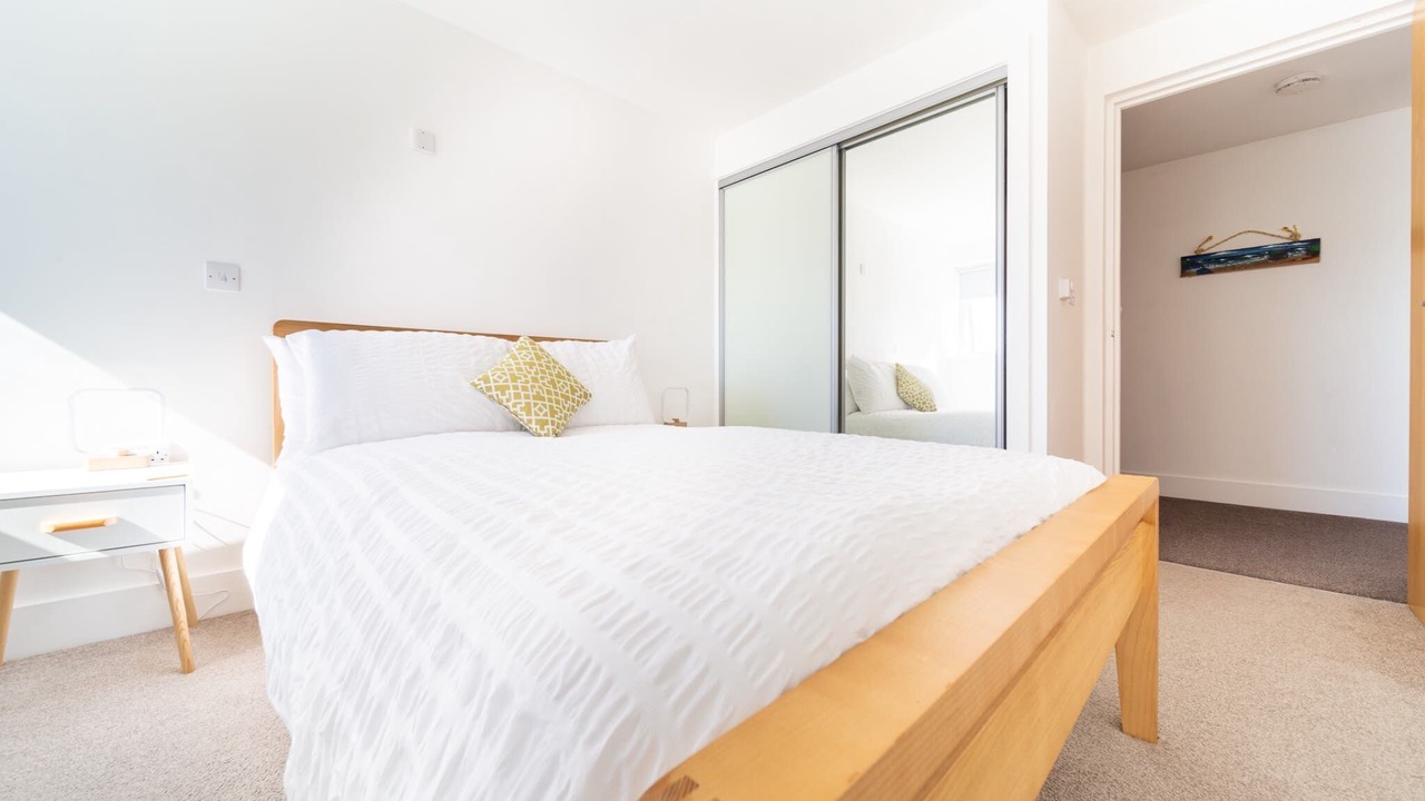 Photo of Bedroom in Lusty Glaze