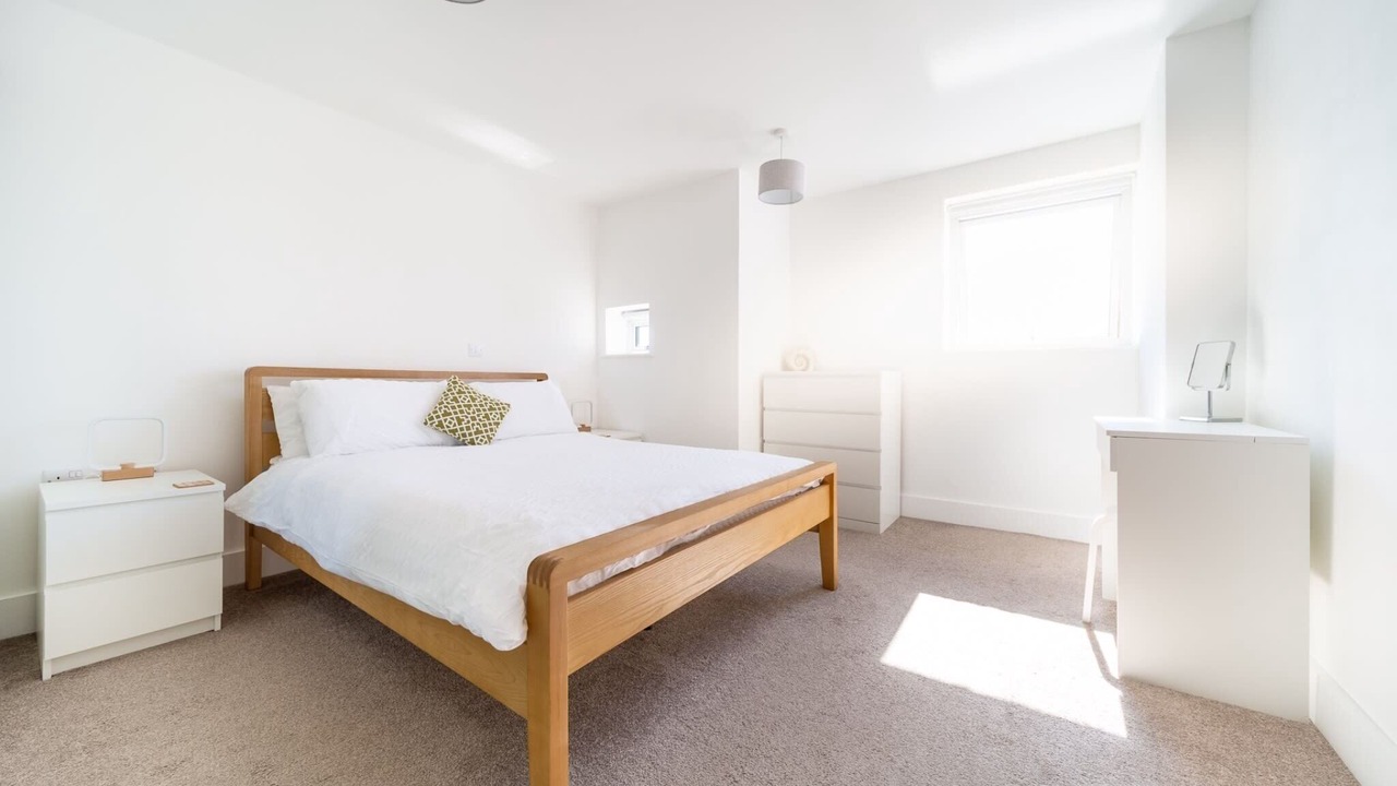 Photo of Bedroom in Lusty Glaze