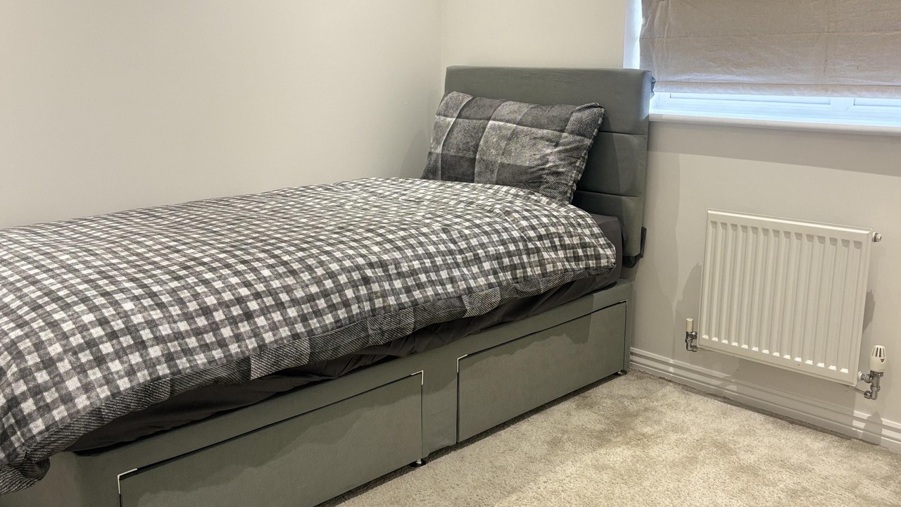 Photo of Others in Horley