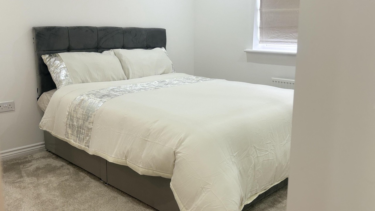 Photo of Others in Horley