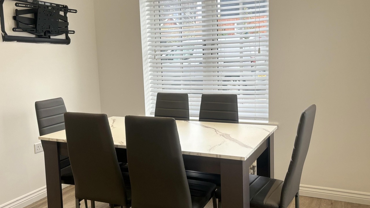 Photo of Others in Horley