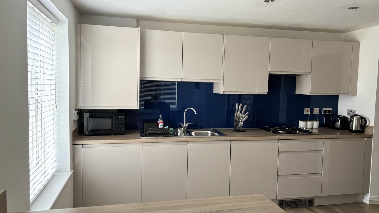 Photo of Others in Horley