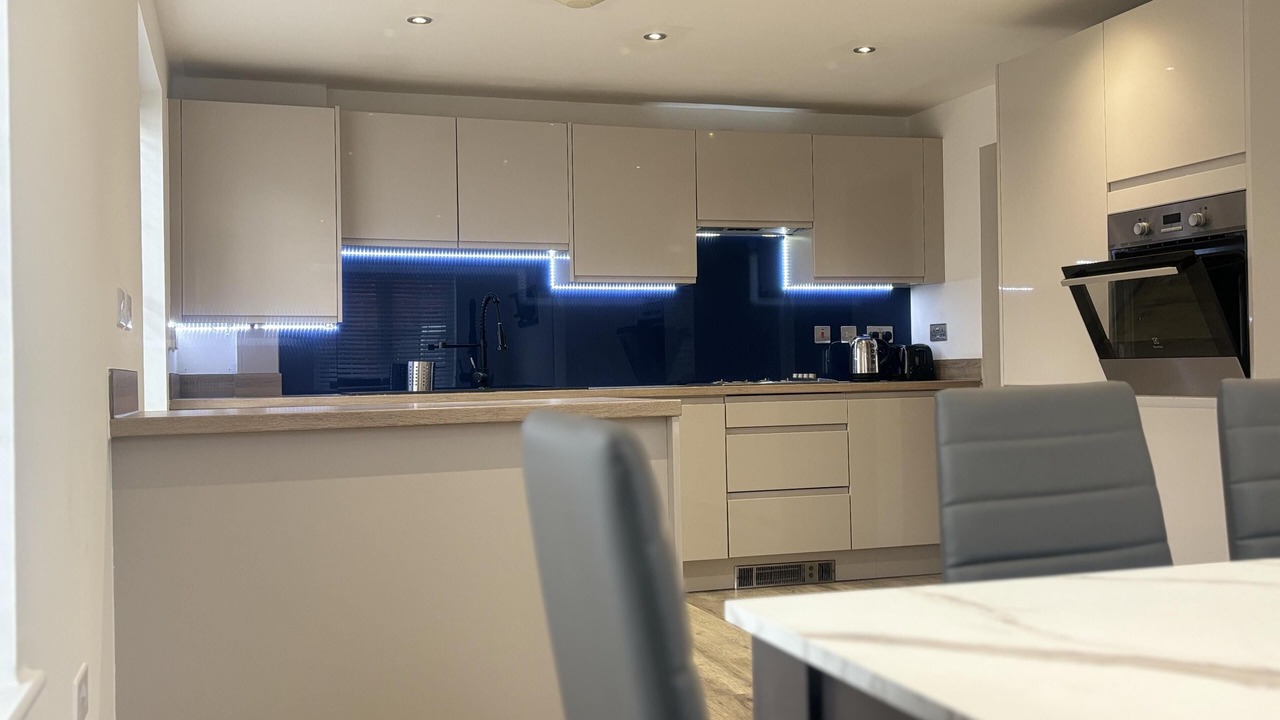 Photo of Others in Horley