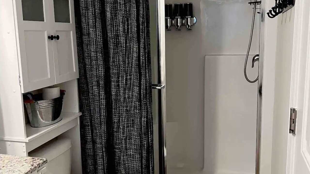 Photo of Bathroom in Pendleton