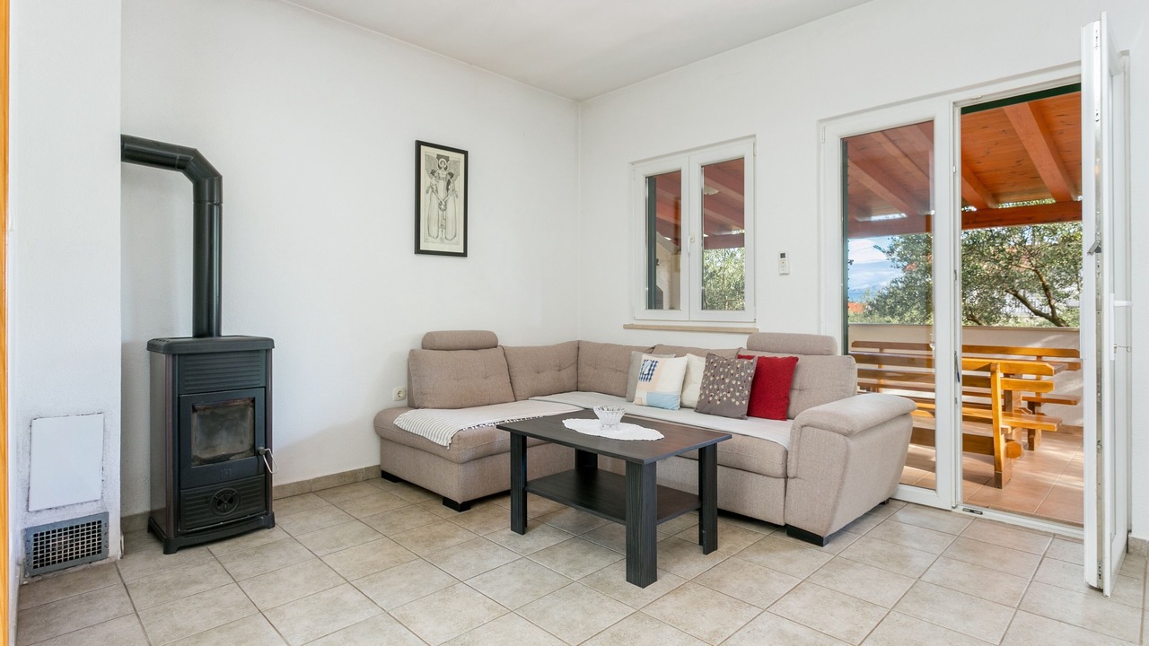 Photo of Livingroom in Mirce
