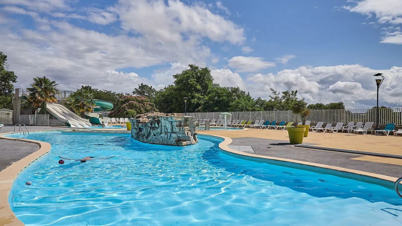 Photo of Outdoor in Trogues